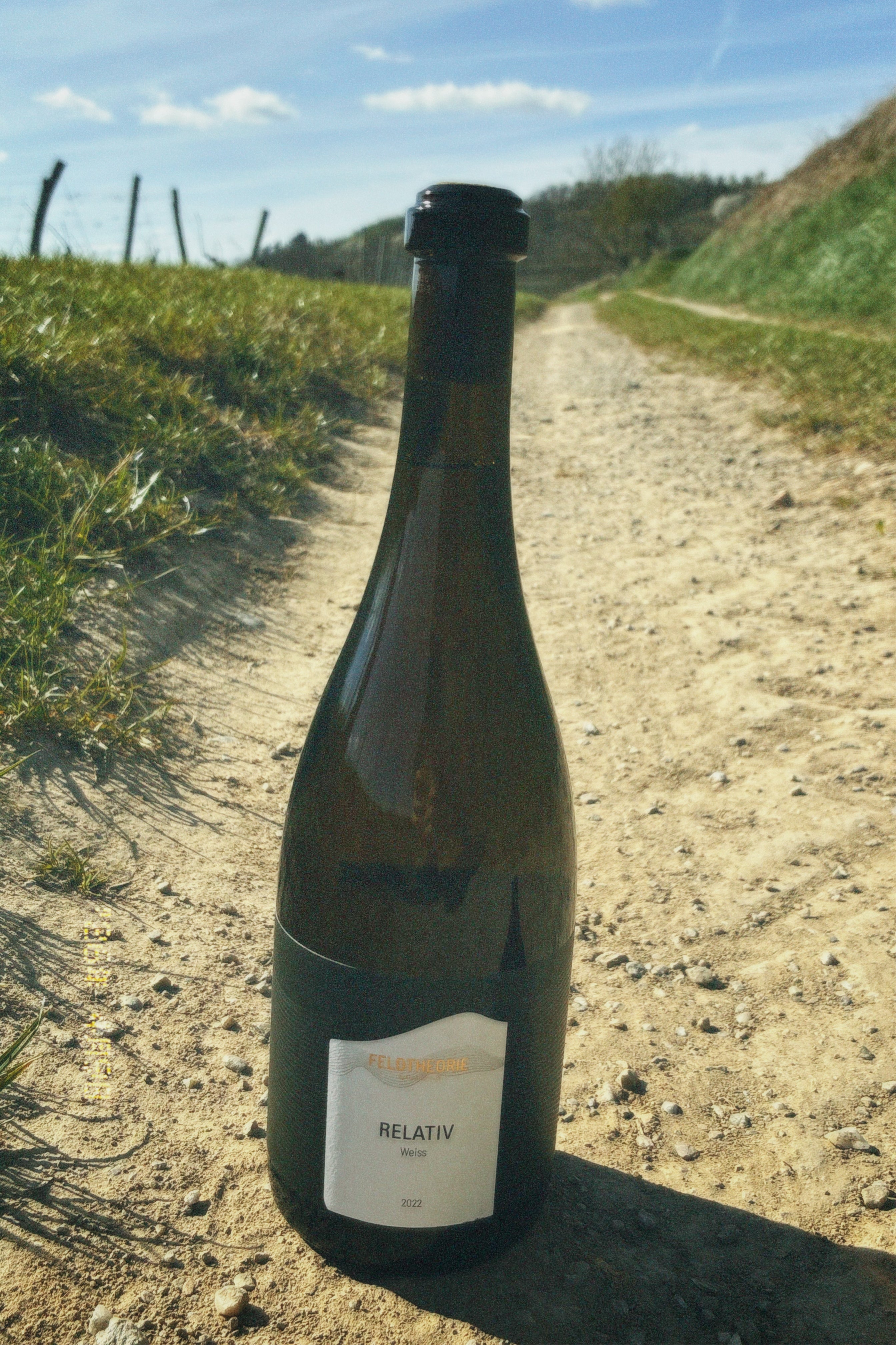 Relativ Weiss - 2022
